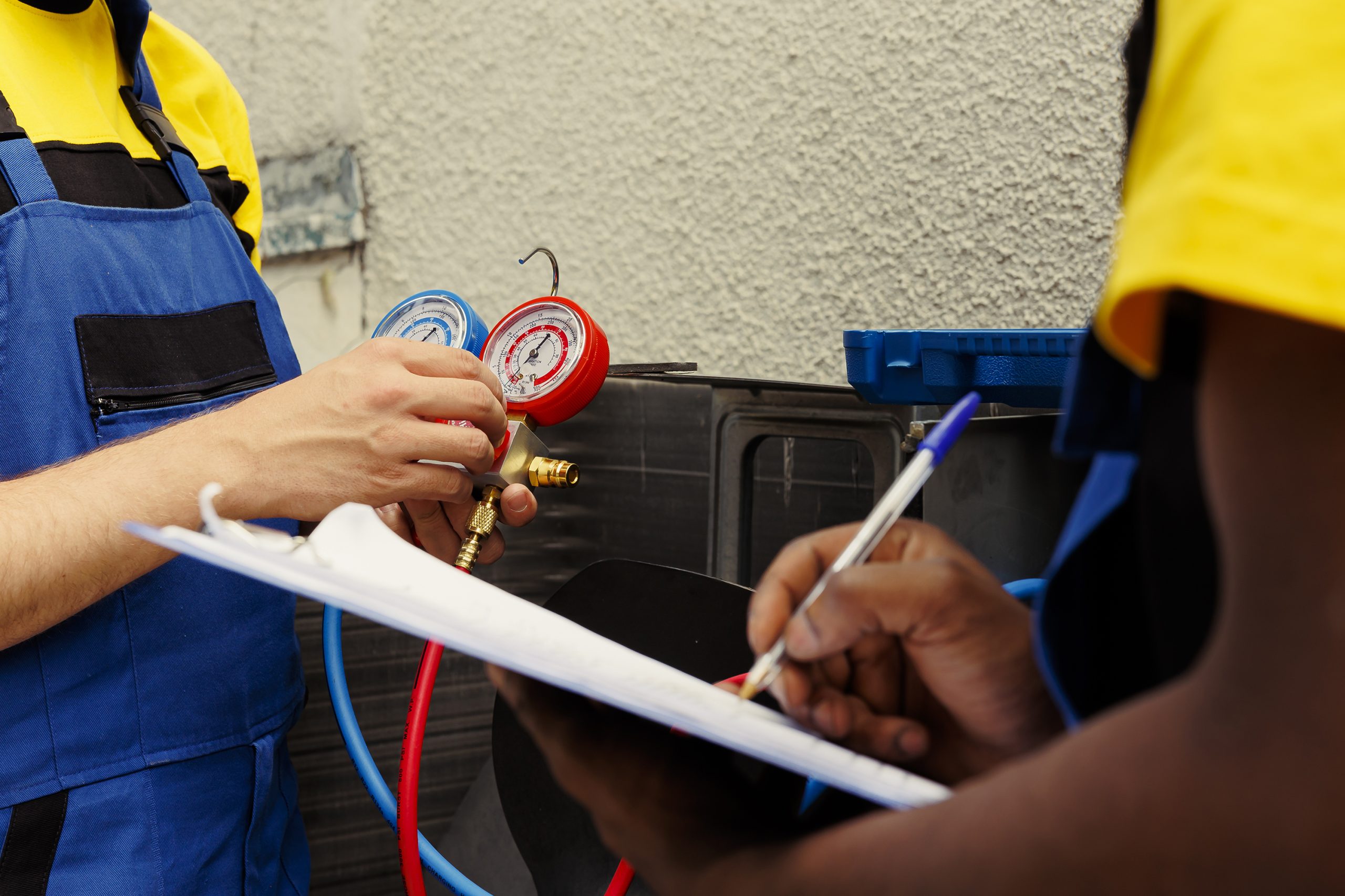 Planned preventive HVAC maintenance checklist in GCC facility